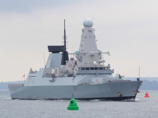 HMS Duncan - 1